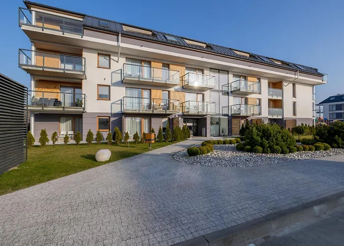 Marynarska Modern With Parking By Renters *